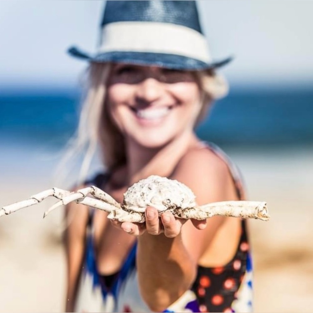 Scotch and soda  BLUE straw hat